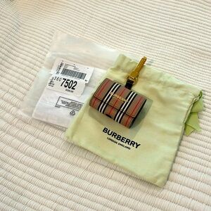 Very gently used Burberry AirPods Pro case